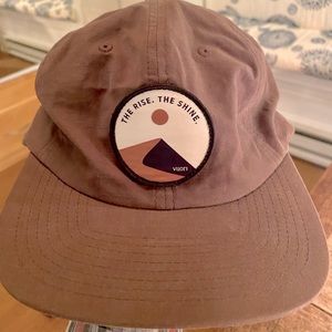 Vuori Dunes Hat in Evergreen